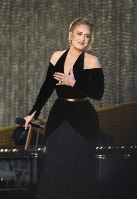  Le Spectacle Scintillant de Adele: Un Retour Triumphal sur la Scène Française ?